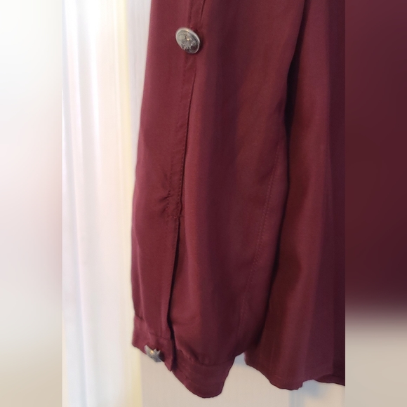 Maroon long sleeved blouse - Picture 7 of 10